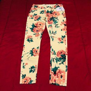Floral Print Skinny Jeans (NWOT)